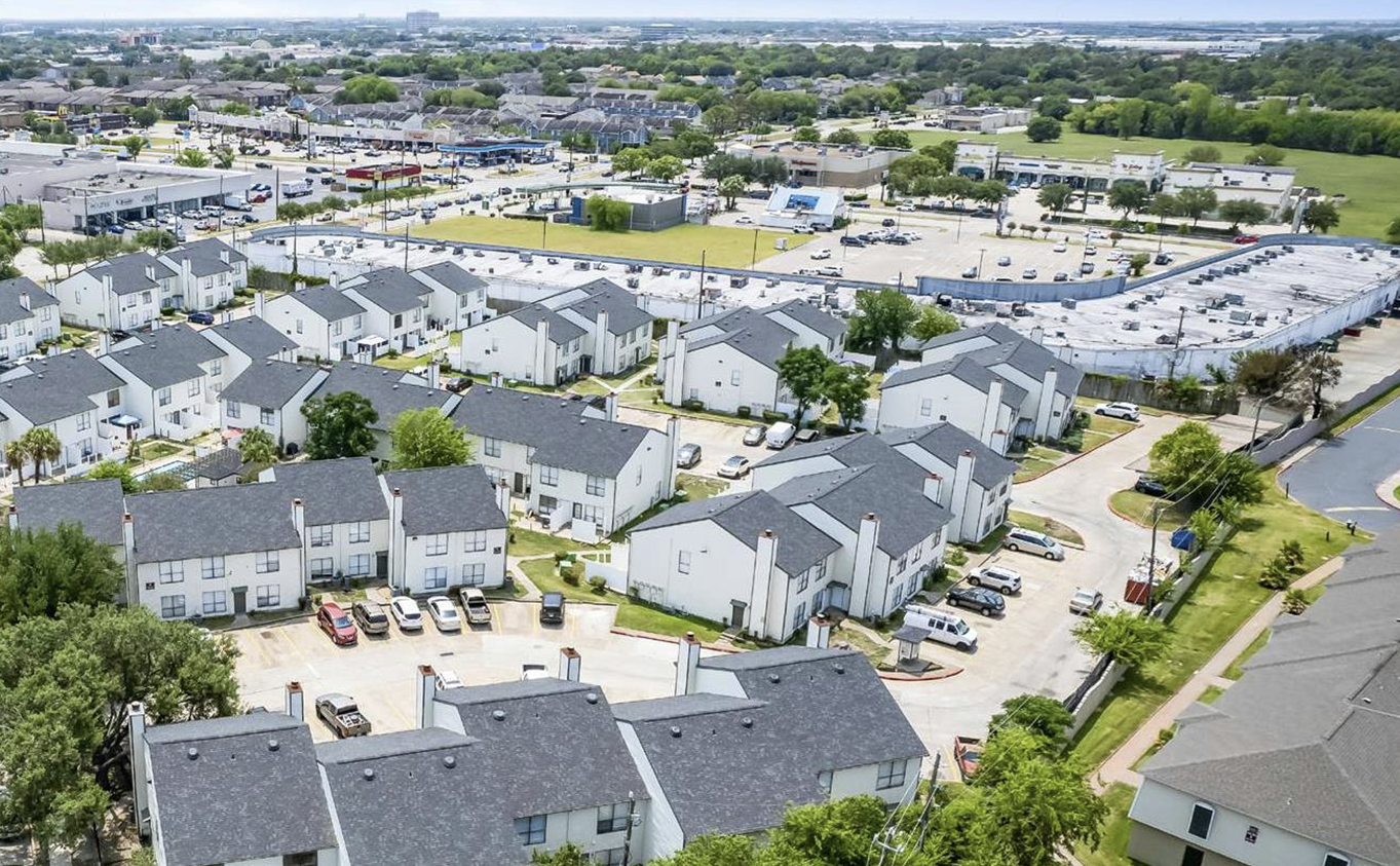 Wilcrest Arbor community aerial